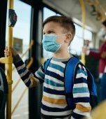 Un băiețel cu autism care nu putea vorbi a fost uitat în autobuzul școlii