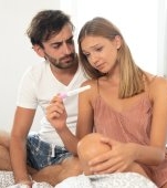 Expunerea repetată la „substanțe chimice pentru totdeauna” poate scădea cu 40% șansele de fertilitate. Ce spun experții