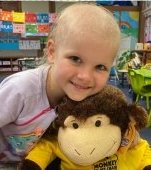 O fetiță de patru ani a fost diagnosticată cu cancer după ce a făcut un abces la nivelul gingiei