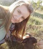 Alexandra, o tânără de 25 și mamă a trei copii a murit după ce medicii au refuzat să o opereze