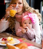 Alimentatia copilului: 5 reguli frantuzesti care reduc mofturile!
