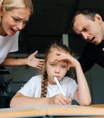 2 din 5 copii sunt abuzați verbal de părinți. Cum protejăm copiii?