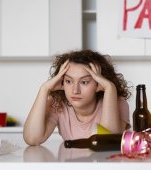 Statistici îngrijorătoare! 25% dintre părinți consideră că este normal ca un copil să consume ocazional alcool