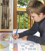 Părinți condamnați la închisoare pentru că au ales sistemul de învățământ homeschooling și și-au retras cei 4 copii de la școală