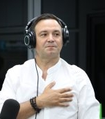 Daniel Buzdugan a aflat în direct, la radio, că tatăl lui a murit. „Nu știi cum să reacționezi… inima ta nu reușește să înțeleagă lucrul ăsta”