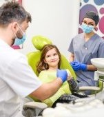Zâmbete sănătoase pentru micii pacienți la Ozono. Cum îngrijim dinții de lapte?