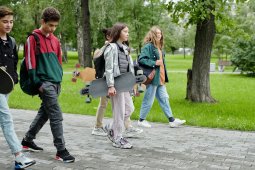 Școala generală este cea mai grea etapă pentru copilul tău. Cum îl poți ajuta?