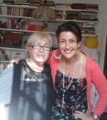 Mama Ronei Hartner, distrusă de durere de ziua fiicei sale. Artista ar fi împlinit anul acesta 52 de ani, dar a fost răpusă de o boală grea