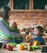 Cum ameliorăm refluxul gastric la sugar și copil?