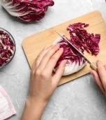 Radicchio sau cicoare roșie: beneficii și mod de consum