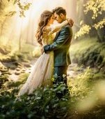 Zodiile care se vor îndrăgosti de cineva total neașteptat vara asta. Iubirea vine de unde nici nu se gândeau