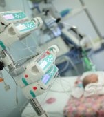 Caz șocant la spitalul din Focșani. Un bebeluș de o lună a fost la un pas de moarte după ce asistenta i-a injectat adrenalină, în loc de vitamina K