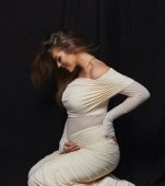 Bucurie mare pentru Roxana Nemeș. Artista urmează să devină mamă pentru prima dată