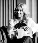 Simona Gherghe, pusă la zid, după exprimarea opiniei politice: „Era mai bine dacă nu făceai propagandă”