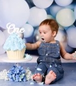 Ce e cu SMASH THE CAKE ăsta și de ce toate mamele vor așa ceva?