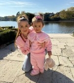 Durere cumplită în familia Teodorei Marcu. Cine o va crește pe fetița ei: „Rămâne o traumă pentru ea”