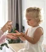 Este parfumul de cameră periculos pentru bebeluși? Ce trebuie să știi ca părinte responsabil