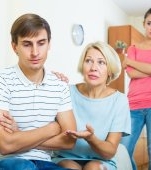 Sunt o mamă ajunsă la capătul puterilor. Am băiat și fată, amândoi trecuți de 35 de ani care trăiesc ca niște copii și eu, trecută de 60 de ani trebuie să-i întrețin