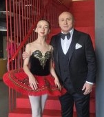 „La mulți anil, lebăduța lui tati". Fiica lui Marcel Pavel a împlinit 12 ani