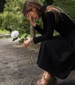 Am fost cerută de soție și, după o săptămână, l-am îngropat. Am fugit de tot ce-mi amintea de el și am jurat să nu mai iubesc, până într-o zi
