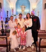 Laura Cosoi, mărturisiri sincere despre viața ei de familie și rolul de mamă. „În patul meu nu îmi doresc copii.. trebuie să mănânc prima, dacă mi-e foame".