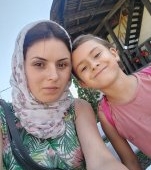 Alina, o tânără de 29 de ani și-a riscat viața pentru a deveni mamă. Medicii i-au interzis să aibă copii, dar a sfidat boala și a reușit să se bucure de fiica ei, rămasă acum orfană
