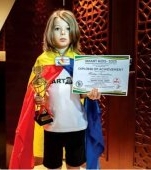 Matias Aneculăesi are numai 9 ani și este deja Super Campion Mondial la aritmetică mentală. A învins 200 de copii din 17 țări în doar 10 minute