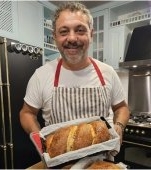 Secretul lui Sorin Bontea pentru cel mai pufos cozonac. Rețeta pas cu pas direct de la chef