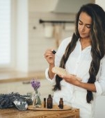 Uleiuri esențiale pentru păr: ce să alegi