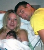 Faceți cunoștință cu "mama virgină". Femeia susține că a rămas însărcinată la 17 ani fără să fi întreținut relații intime