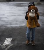 Un copil de 4 ani din Iași a plecat de la grădiniță neobservat în plin ger. Mama a anunțat cadrele didactice că fiul ei a fost adus acasă de poliția locală