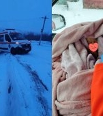 O femeie din Iași a născut acasă după ce salvarea a rămas blocată în nămeți