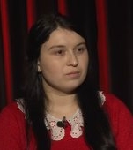 „Socrii m-au alungat din casă cu un copil mic ca fiul lor să își aducă amanta pe care o avea", povestea dramatică a Mariei, mama a doi copii