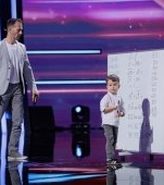 El este Albert, copilul-geniu de la „Românii au talent” care a învățat să citească la 2 ani. Ajuns la aproape 5 ani, face calcule cu radicali și știe codul Morse