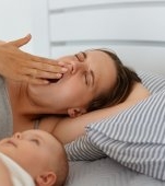 Epuizarea extremă după naștere. Starea care afectează mai multe mame decât se crede