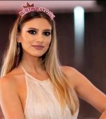Andreea, o tânără mămică de 32 de ani a fost găsită moartă în casă. Un copil de 7 ani a rămas orfan