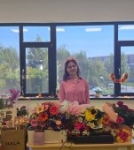 Alexandra, profesor titular la numai 19 ani. „Doamna, te iubim din inimă!” – sunt cuvinte pe care le aud des în sala de grupă. Sunt la început de drum, dar am convingerea că educația înseamnă capacitatea de a deschide suflete"