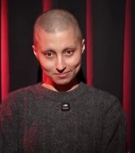 „Tata a lăsat-o pe mama cu 2 copii și a plecat la altă femeie. Cancerul mi-a îndepărtat prietenii", drama Valeriei, o tânără greu încercată de soartă