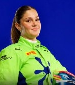 Zoe Florescu, copila de 17 ani care ca debuta la F1 Academy în Olanda. E primul pilot român care ajunge la F1!