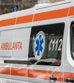 O fetiță de 2 ani din Timiș a ajuns în stare gravă la spital după ce a căzut într-un cazan cu gem fierbinte