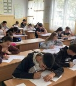 Evaluarea Națională 2026 a fost cu „dedicație pentru elevii din București", susține un profesor de matematică din Câmpina