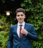 El este Bogdan, tânârul din Sibiu care a depus contestație la BAC după ce a luat 9.95. Ce notă a primit la reevaluare