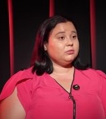 Cristina, o tânără de 27 de ani și mama a trei copii își strigă durerea. „Soțul și-a adus amanta, care îi era cumnată, în casă și m-a alungat în stradă cu cei 3 copii".
