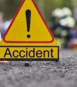 Tragedie pentru o familie din Ialomița. O fetiță de 4 ani a murit după ce scuterul mamei în care se afla a fost lovit din plin