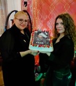 Thais, fiica Dianei Șoșoacă a împlinit 14 ani. Ce urare emoționantă i-a făcut mama ei în online
