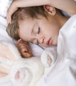 4 moduri in care il ajuti pe copilul tau sa nu mai faca pipi in pat