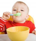 Diversificarea alimentatiei la bebelusi: accesorii utile