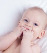 Nume de bebelus interzise prin lege
