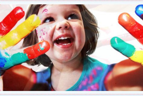  Aniversam impreuna un an de creativitate!
