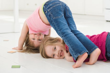 Cum sa crestem copii fericiti? 5 lectii speciale predate de copii 